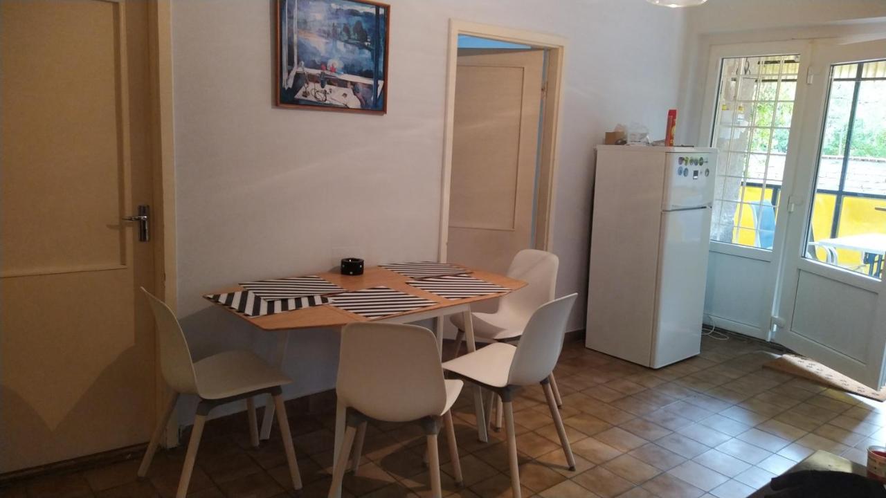 Tulipan Vendeghaz Appartement Siófok Buitenkant foto