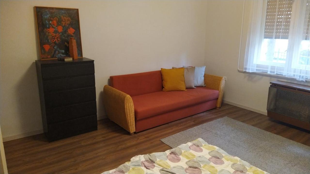 Tulipan Vendeghaz Appartement Siófok Buitenkant foto